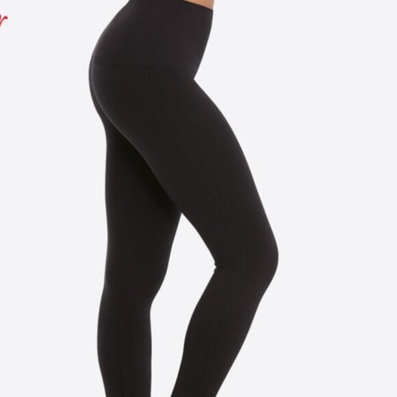 Ultra Lightweight soft & Silky Women's JuniorMedium Black Leggings NWT - Picture 4 of 6